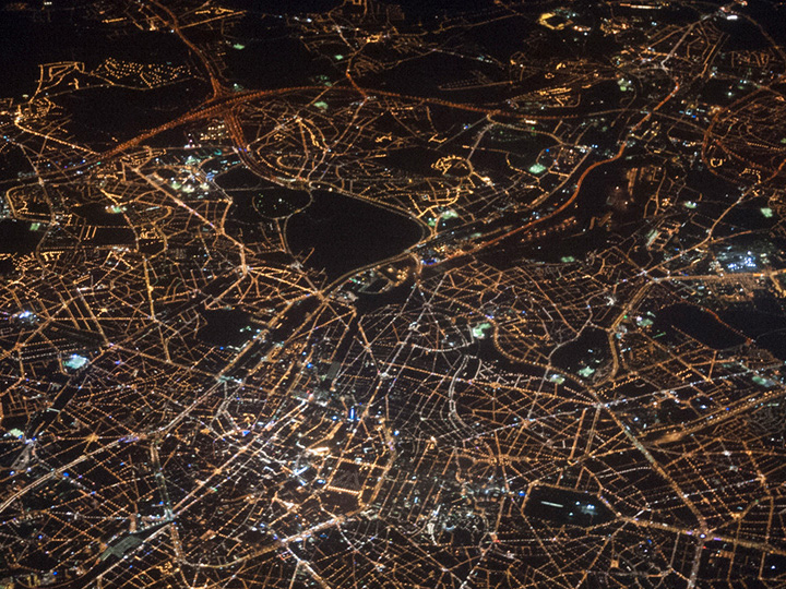 aerial-shot-london-night-950x950
