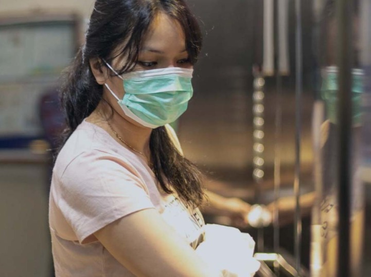 girl in elevator