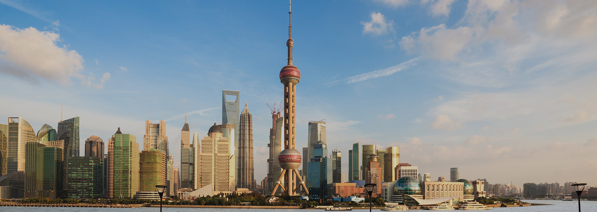oriental pearl shanghai skyline
