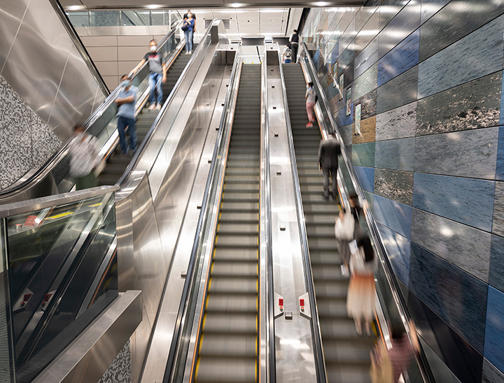 escalators