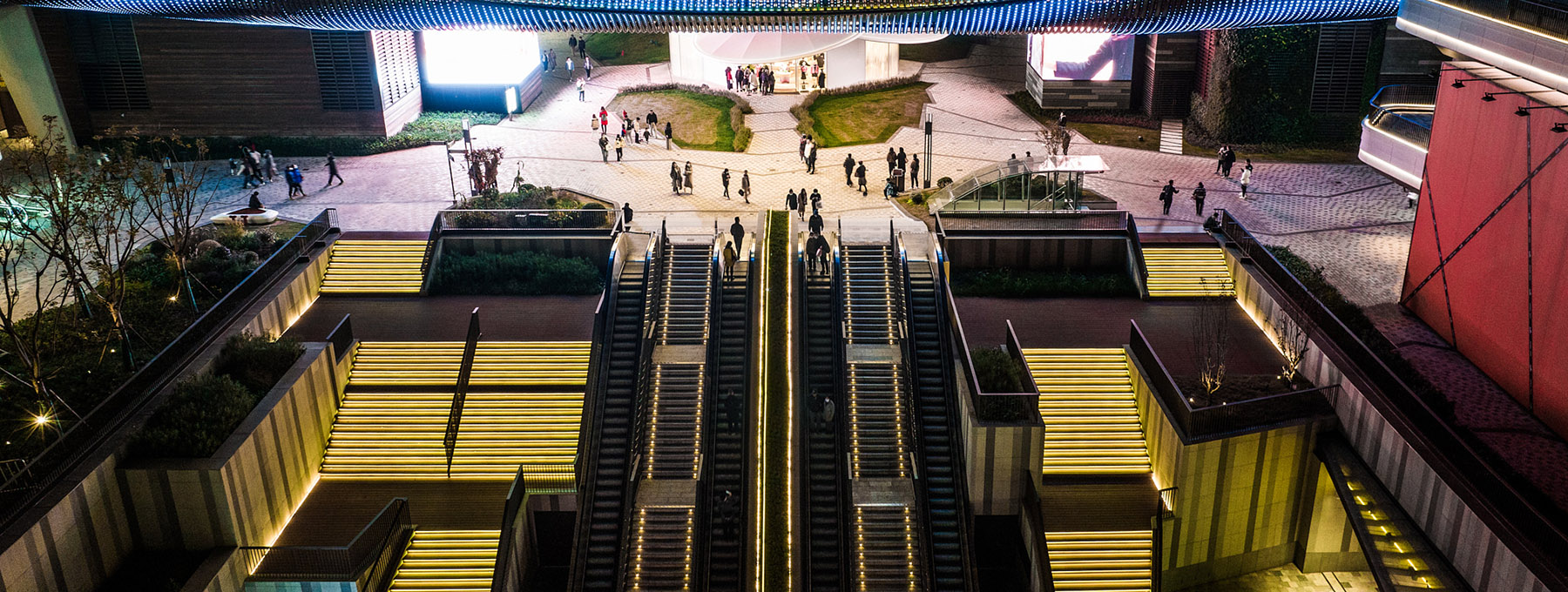 Escalators at New Bund Center