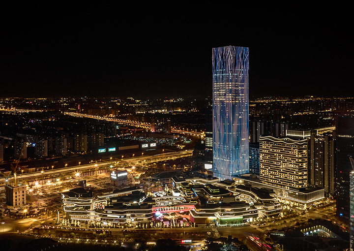 Night View of New bund Center