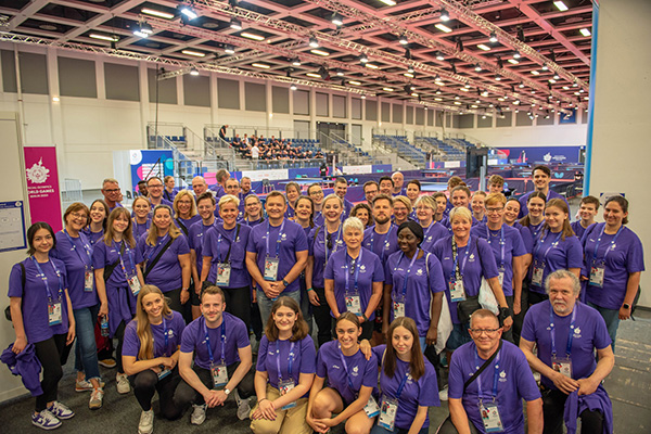 A large group of volunteers