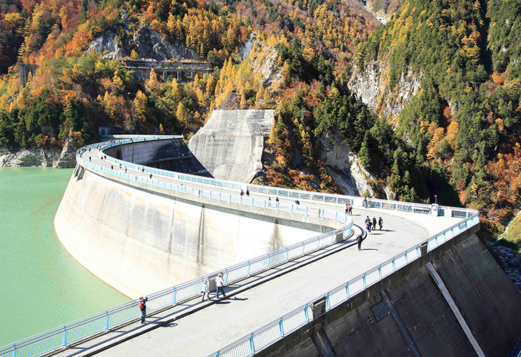 Kurobe Dam walkway